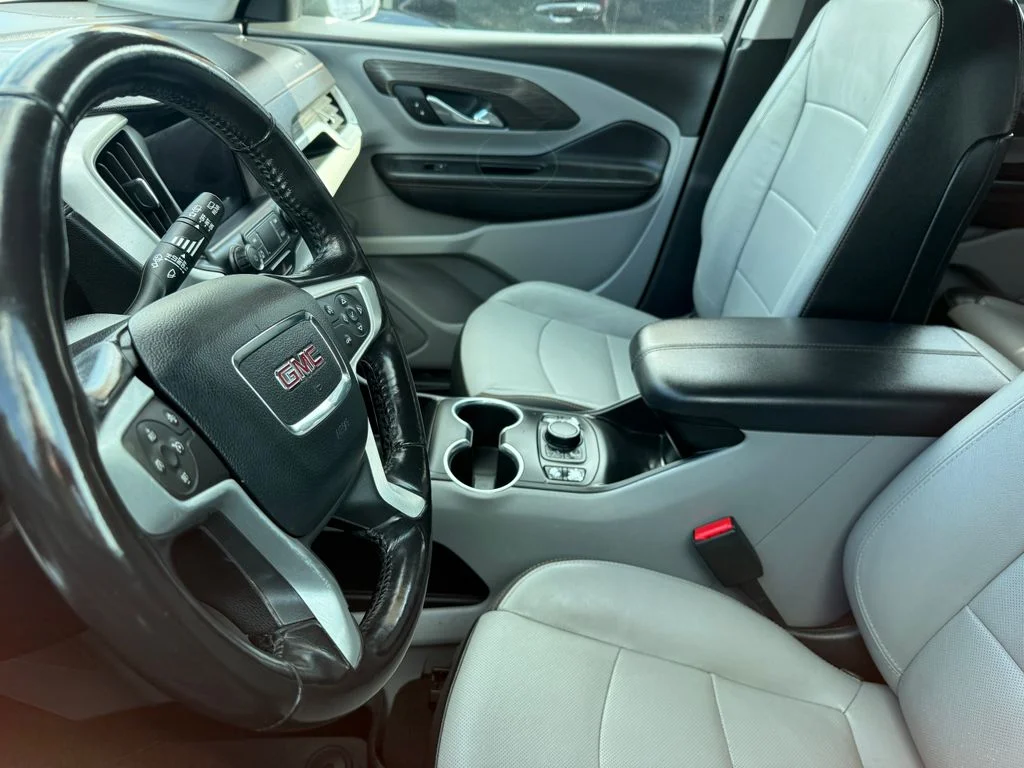 Used 2020 Gray GMC SLT image 24