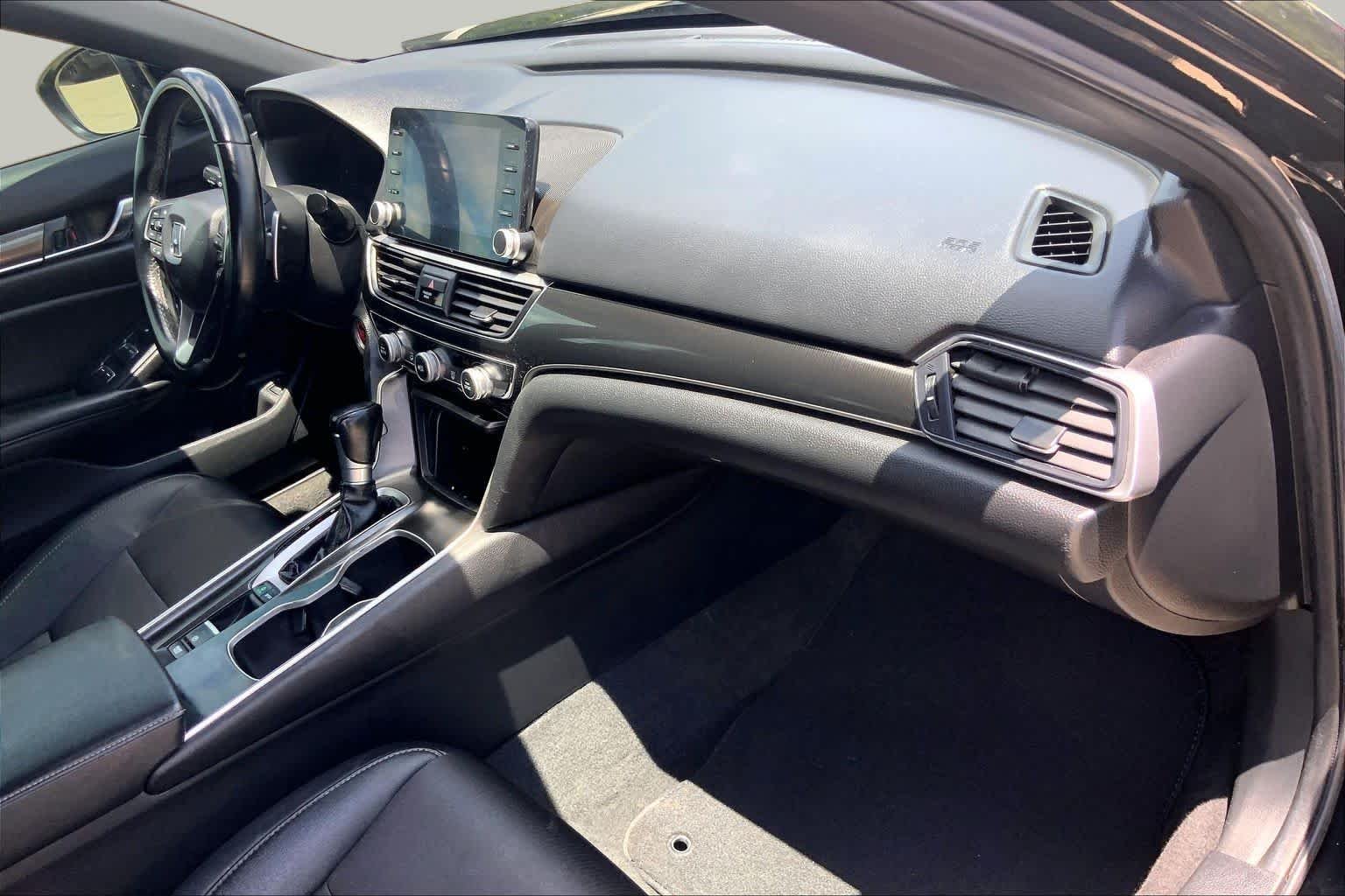 Used 2020 Crystal Black Pearl Honda Sport image 18