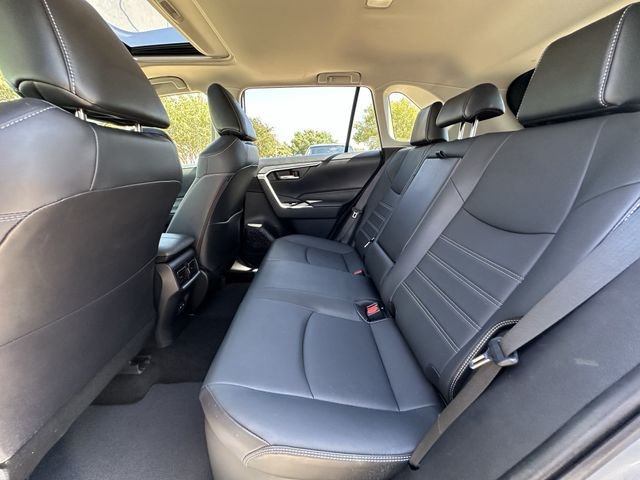 Used 2022 Silver Toyota XLE Premium image 30