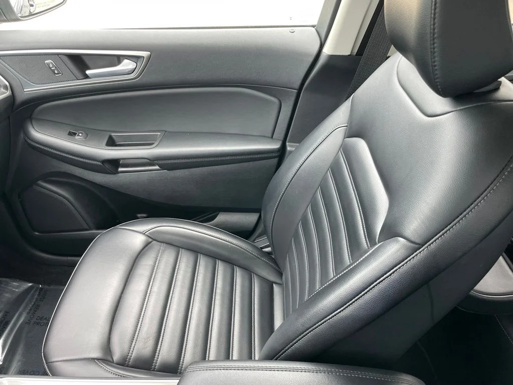 Used 2024 Blue Metallic Ford SEL image 17