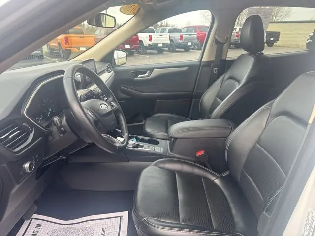 Used 2020 White Ford SEL image 24
