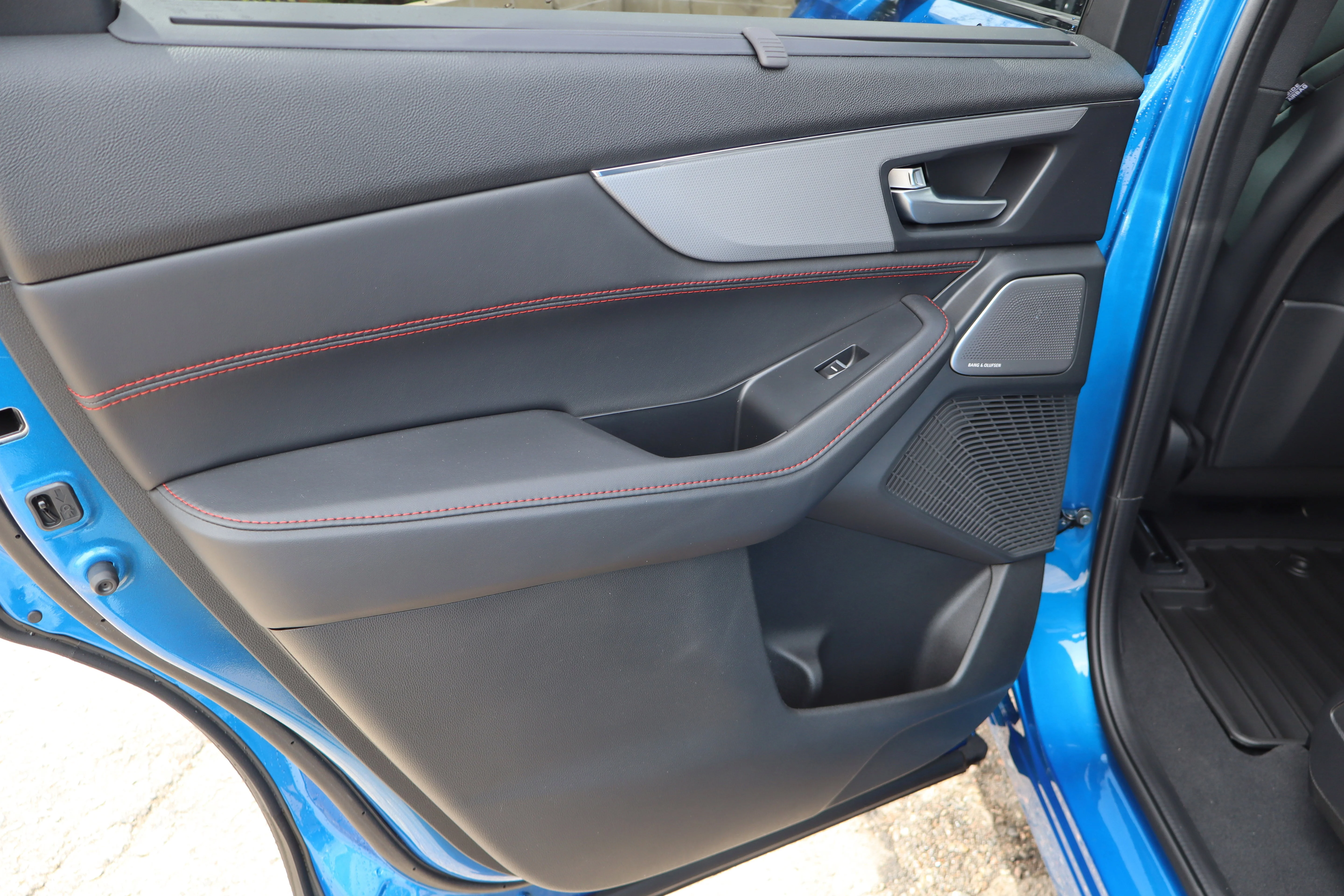 New 2026 Double Apex Blue Pearl Acura w/A-Spec Package image 29