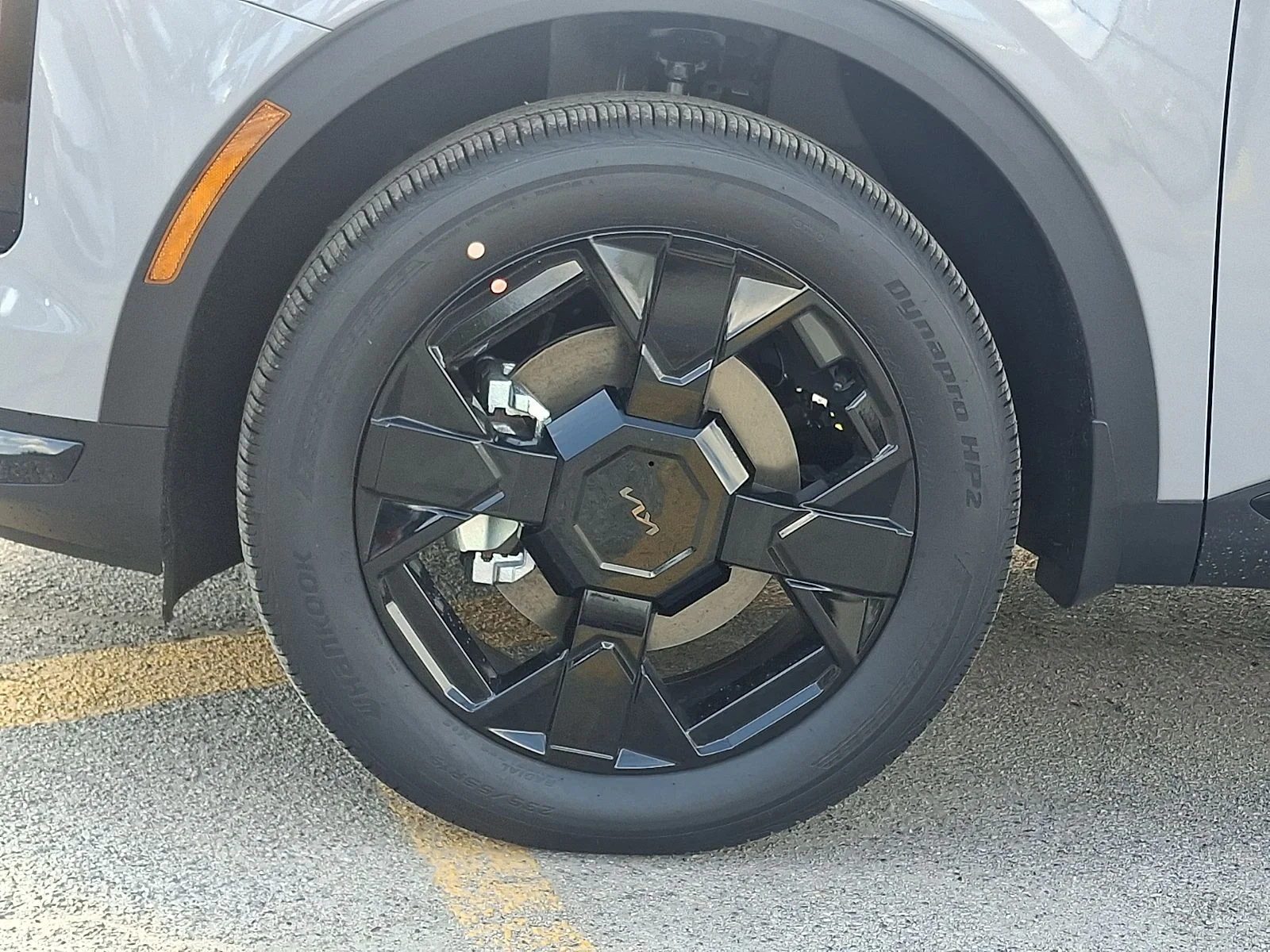 New 2027 Gray Kia X-Line image 9