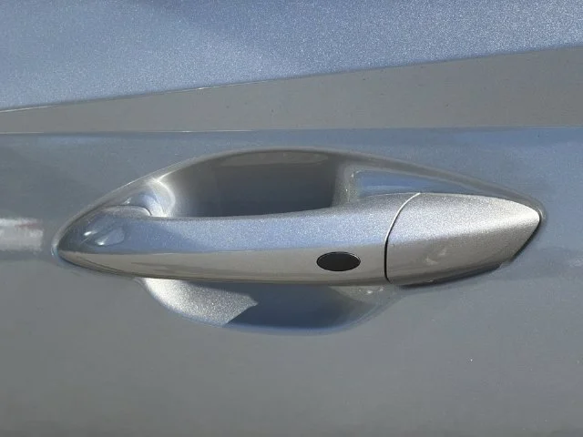 Used 2022 Silver Hyundai Blue image 42