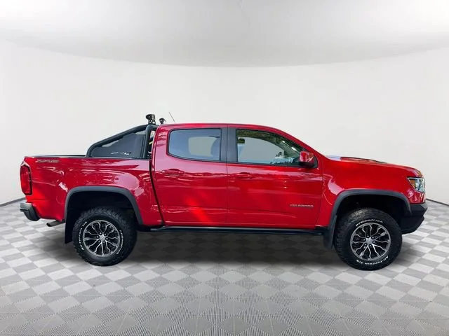 Used 2018 RED HOT Chevrolet 4WD ZR2 image 4