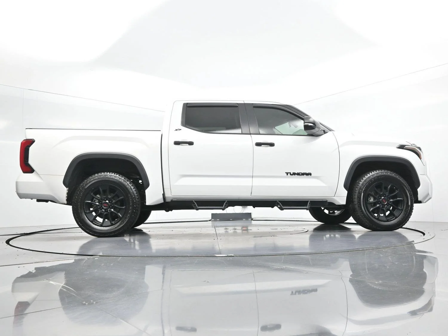 Used 2024 Ice Cap Toyota SR5 image 48