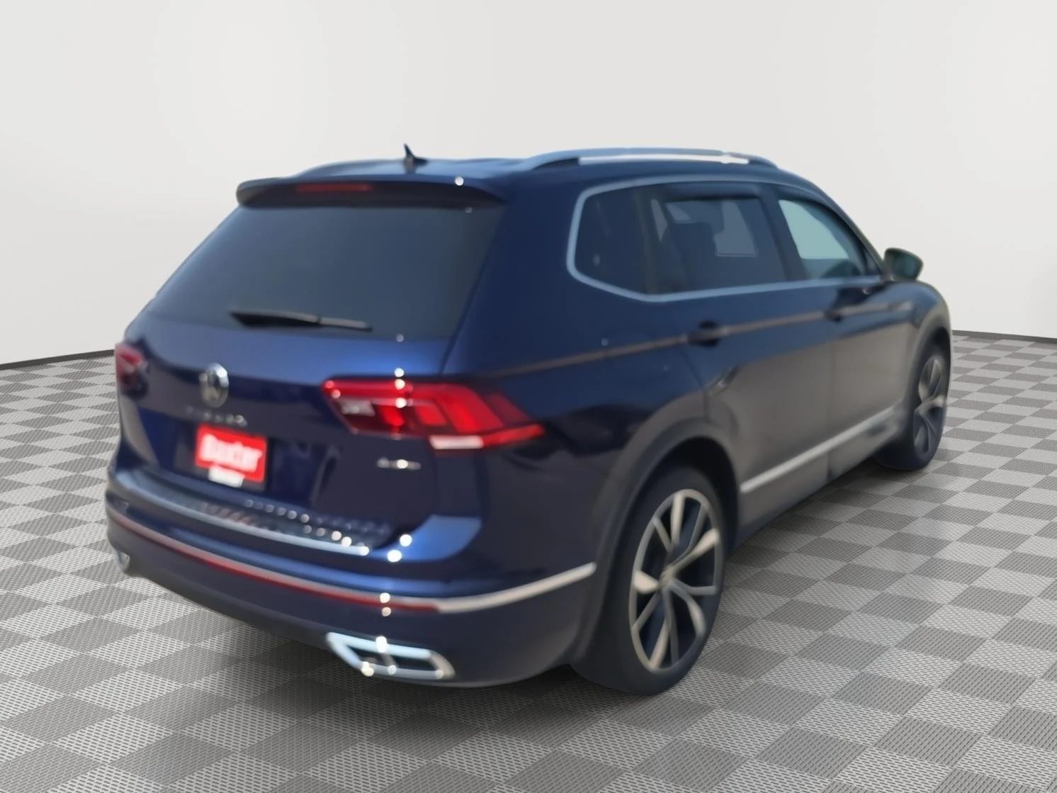 Used 2022  Volkswagen SEL R-Line image 7
