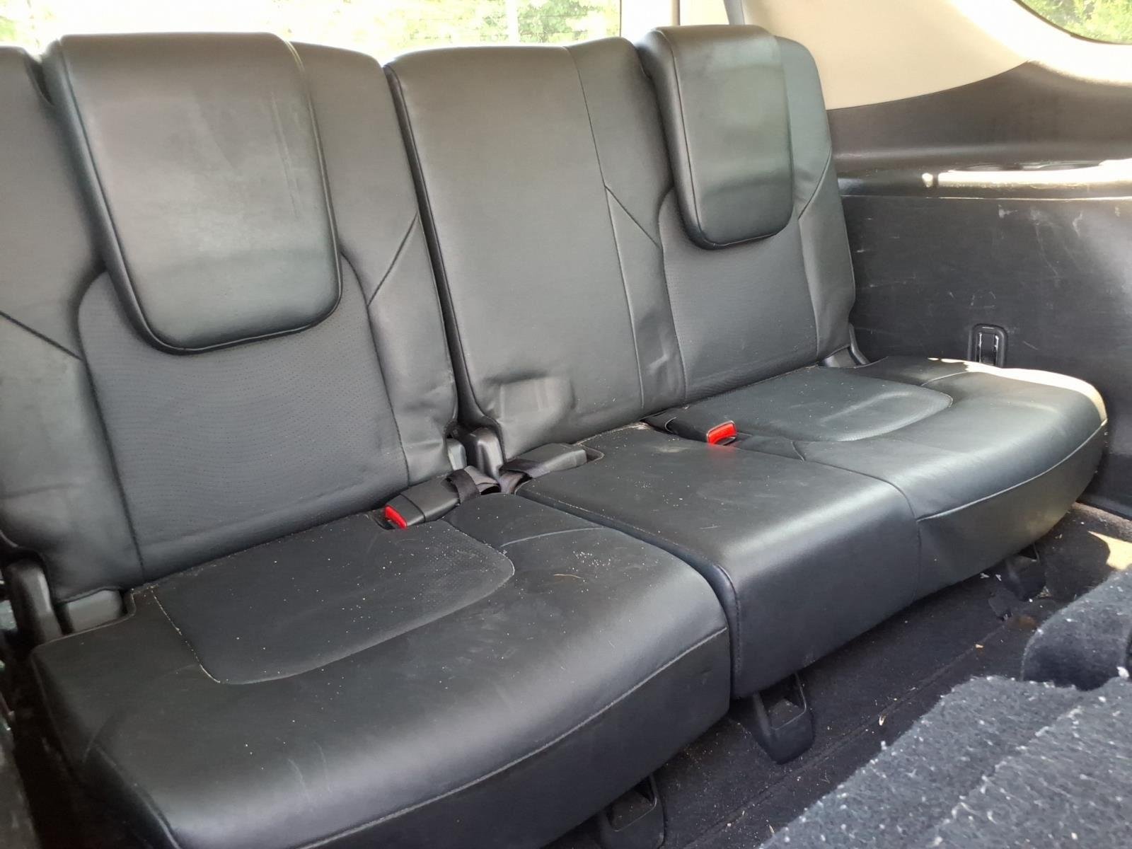 Used 2019 Super Black Nissan SL image 23