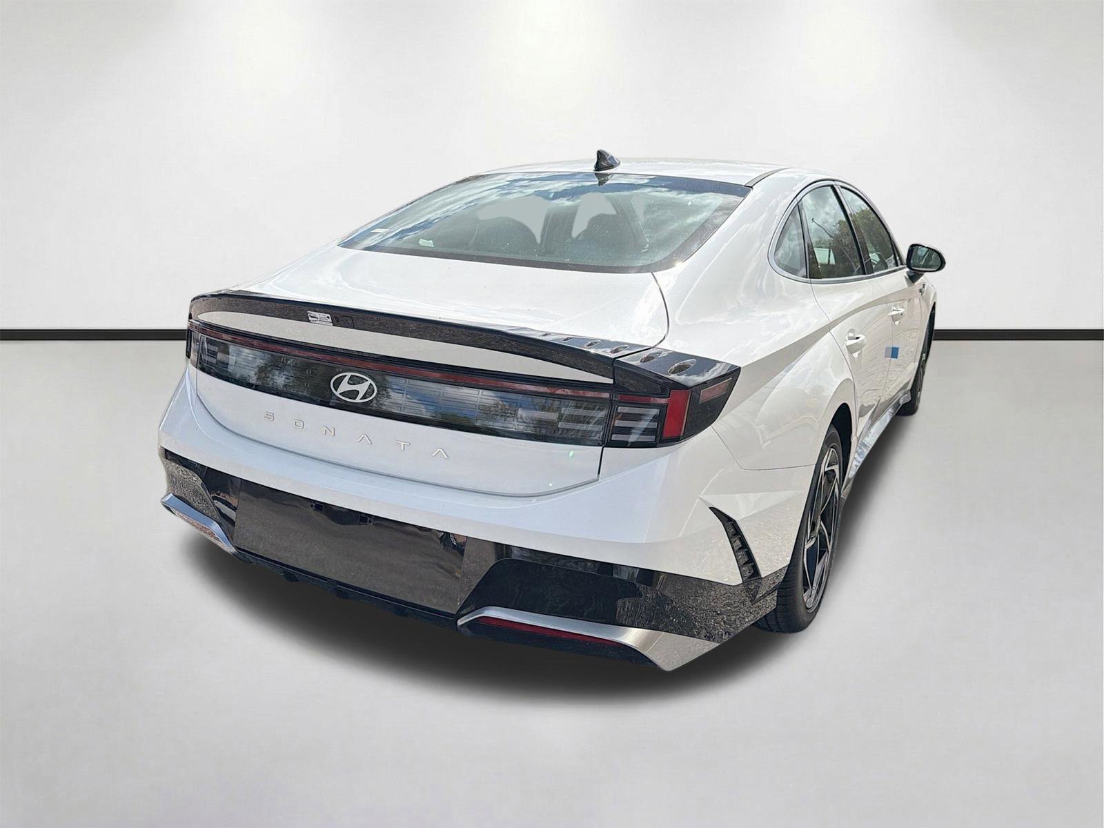 New 2026 Serenity White Hyundai SEL Sport image 33