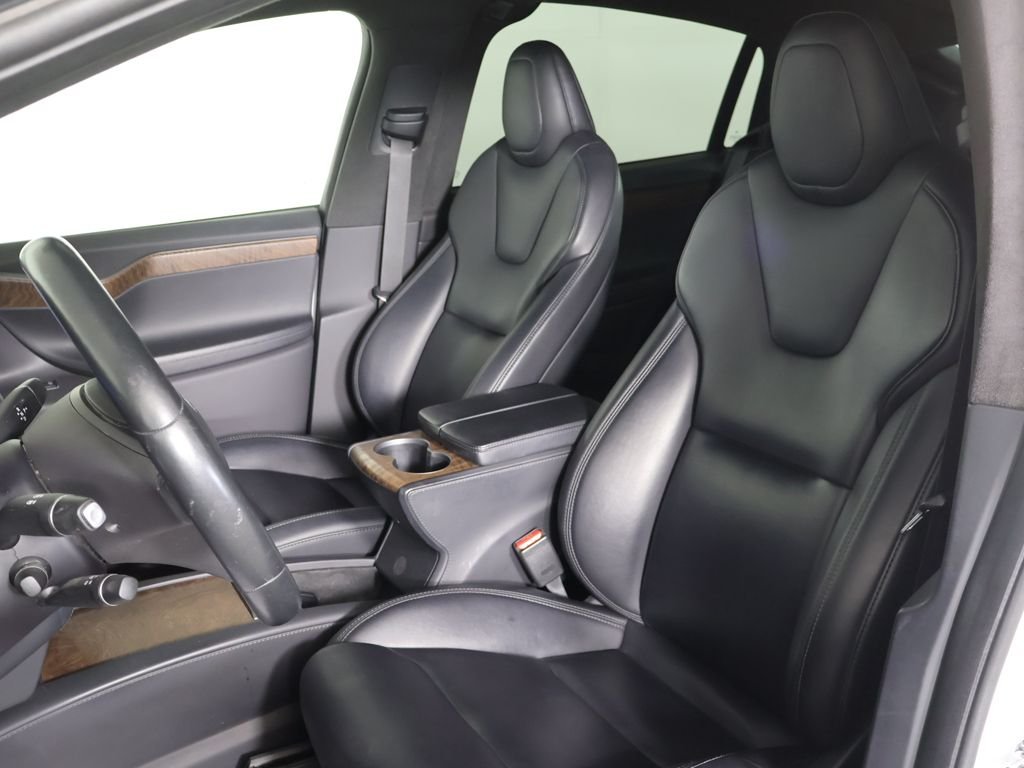 Used 2020 White Tesla Long Range image 24