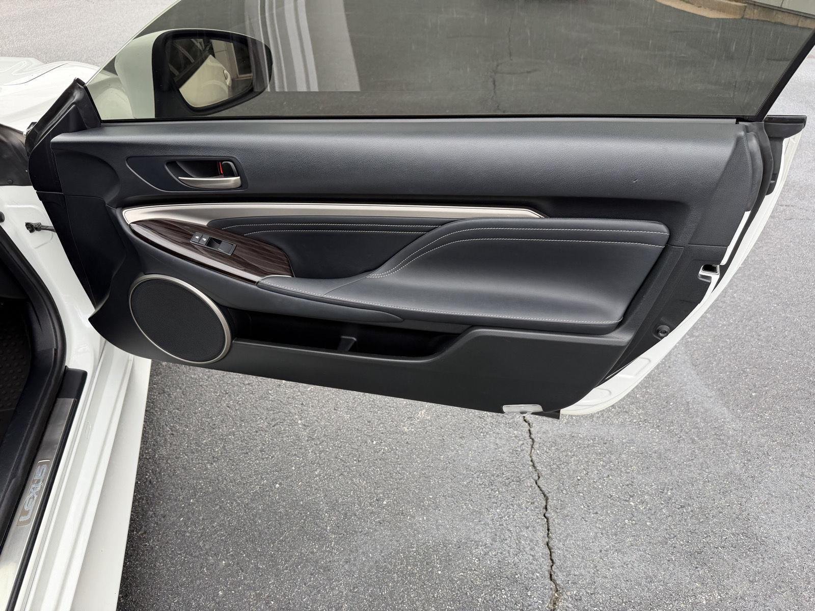Used 2015 Starfire Pearl Lexus RWD image 16