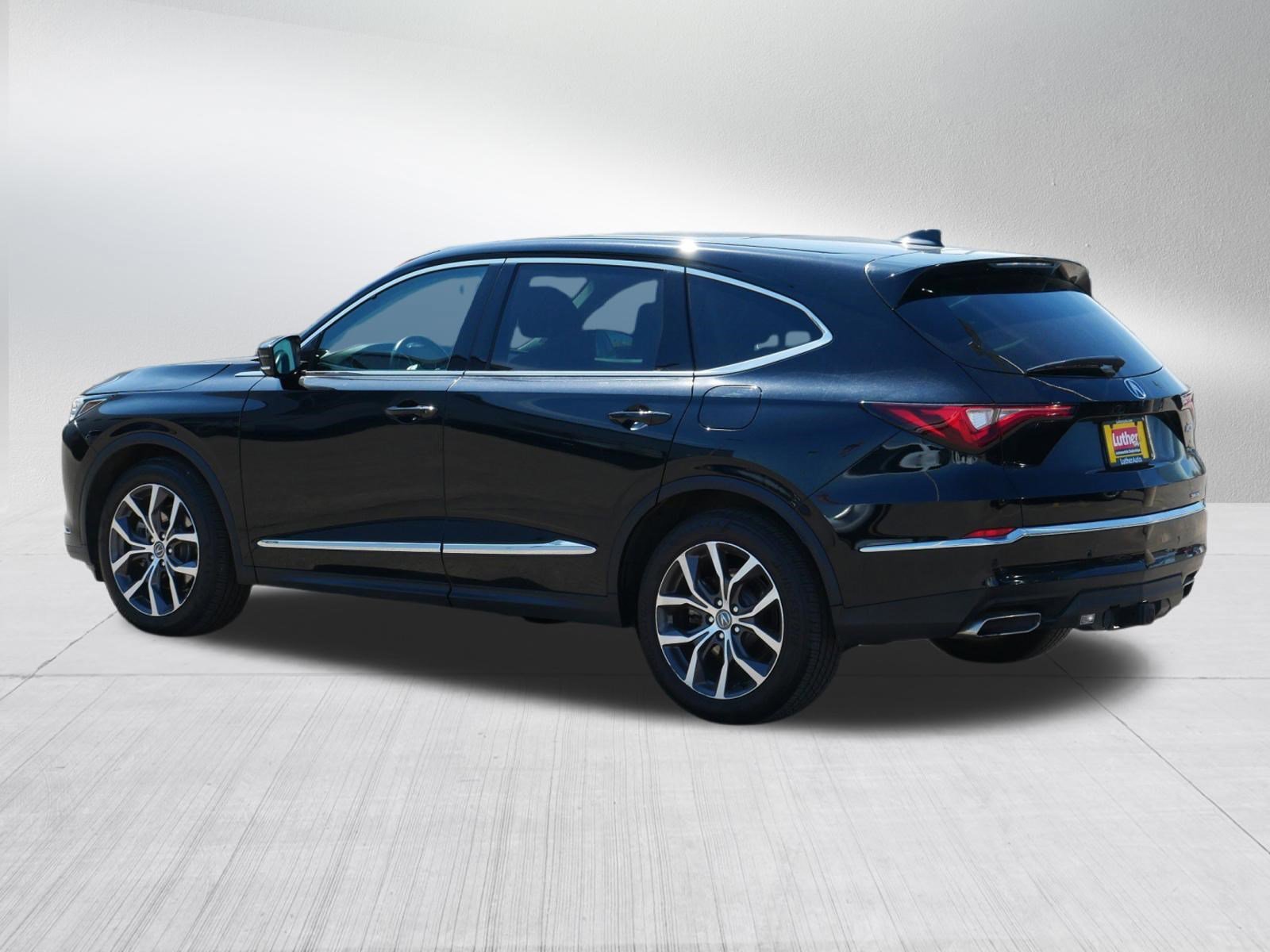 Used 2024 Majestic Black Pearl Acura w/Technology Package image 5