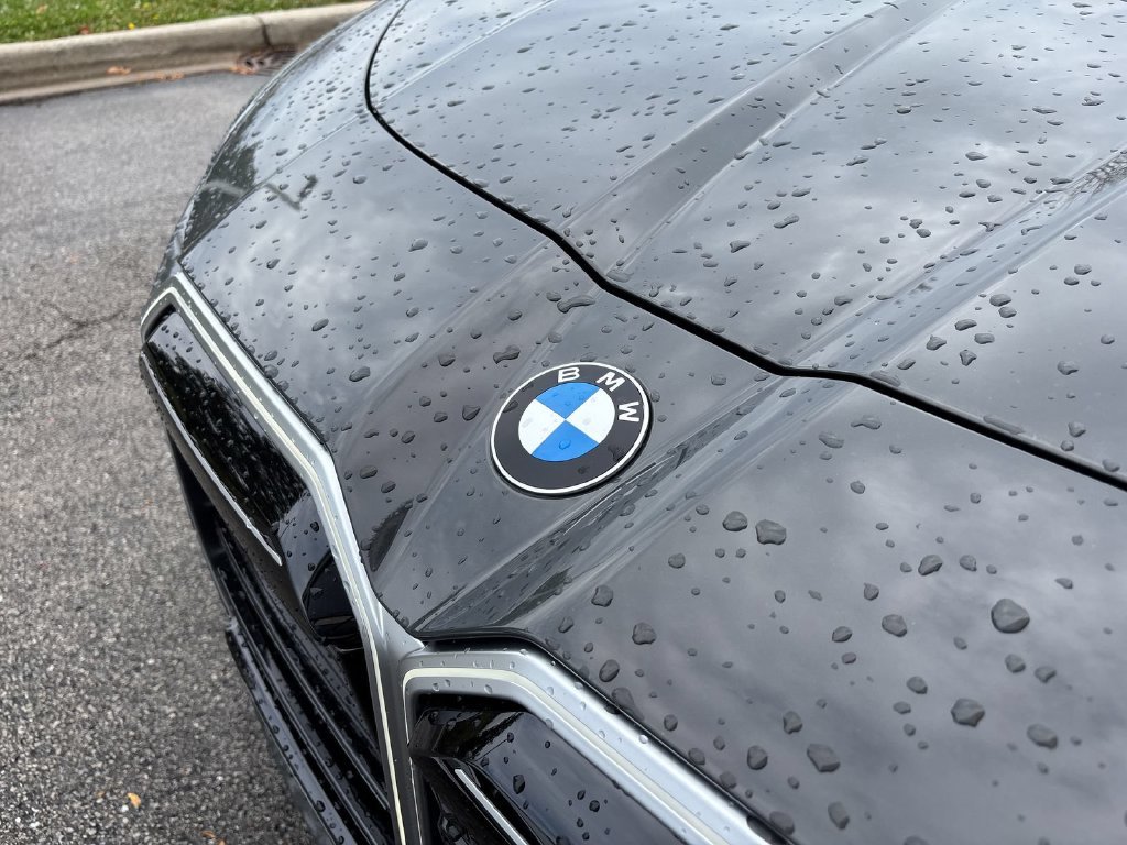 New 2027 Dravit Grey Metallic BMW  image 26