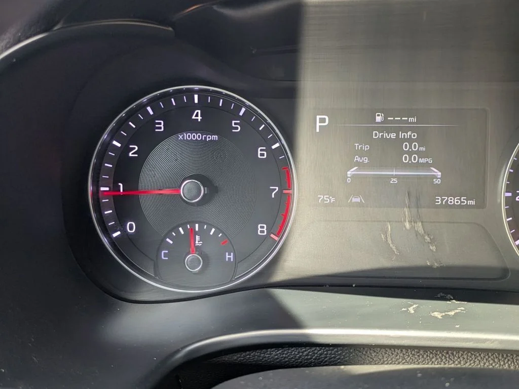 Used 2023 Gray Kia LXS image 17