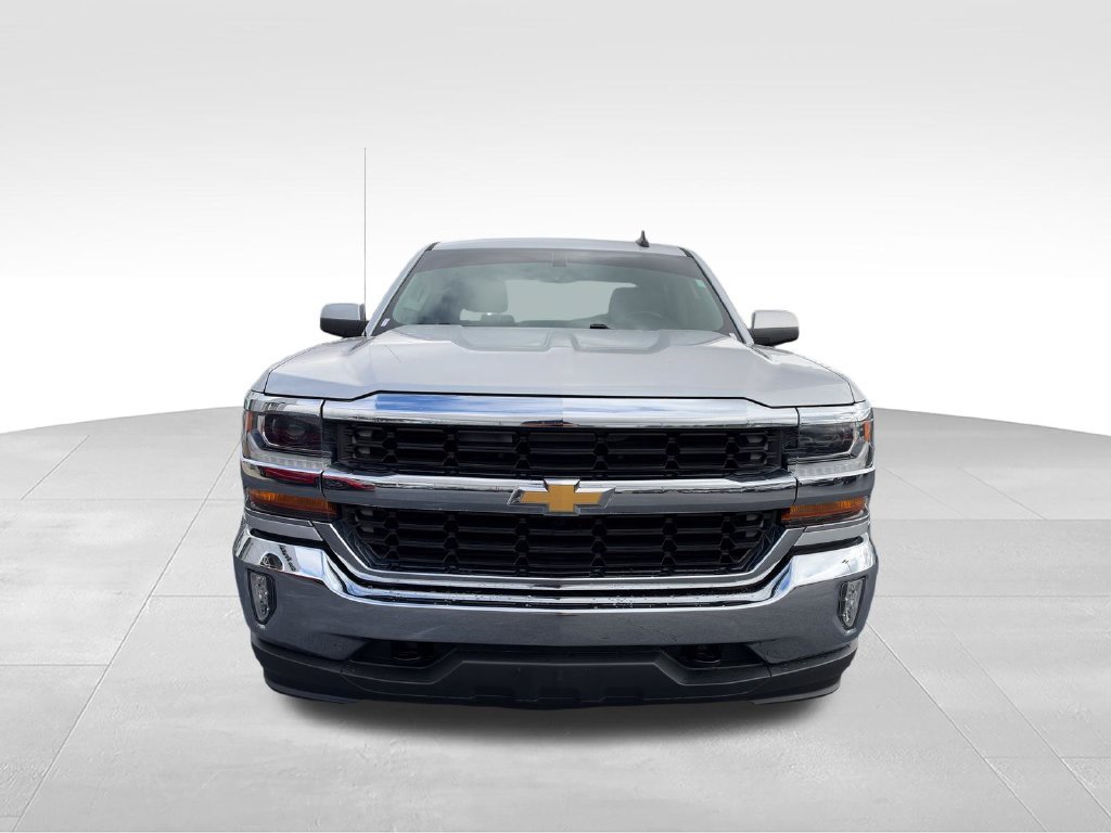 Used 2017 Silver Chevrolet LT image 6