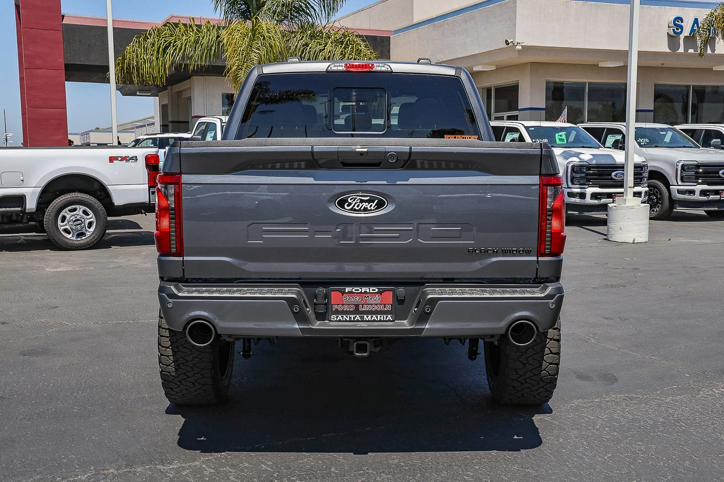 New 2026 Carbonized Gray Metallic Ford XLT image 6