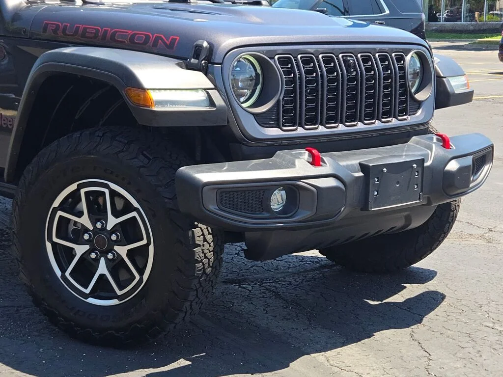 Used 2024 Gray Jeep Rubicon image 2