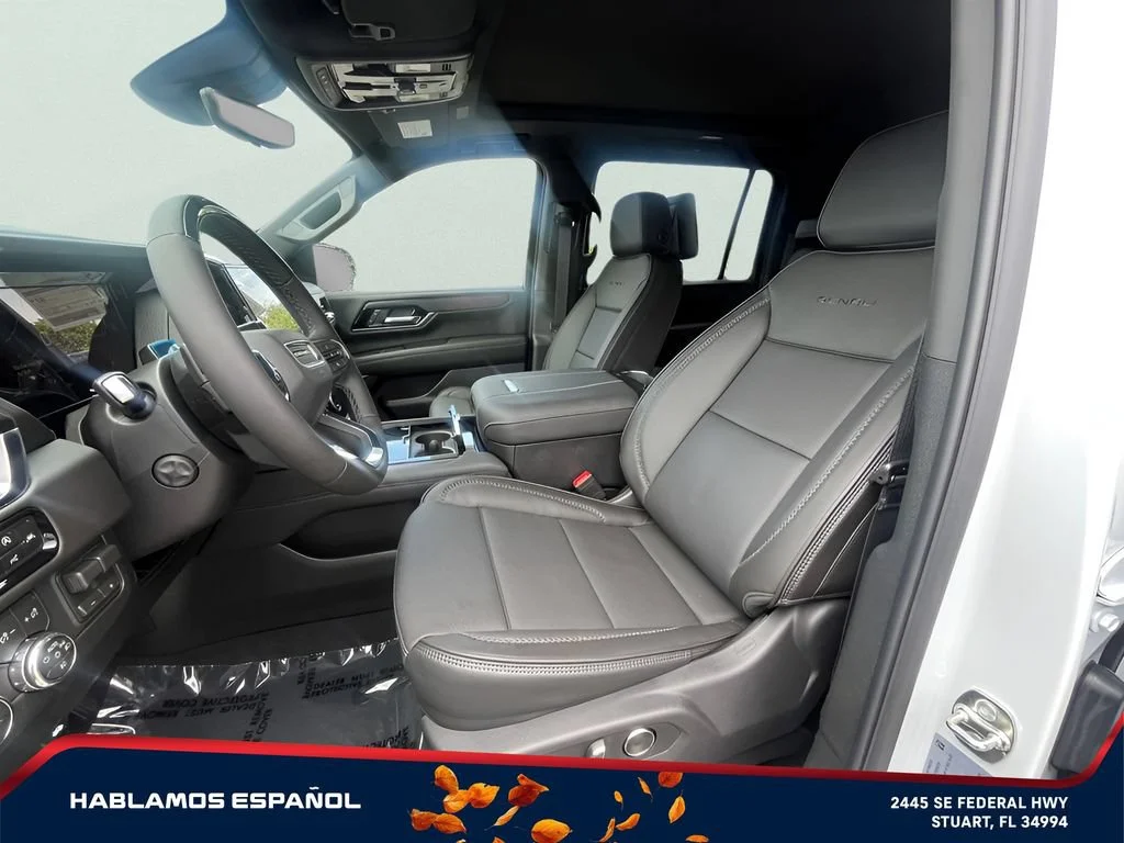 2026 GMC Yukon XL Denali - Photo 10