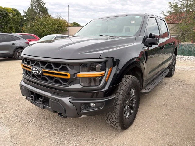 Used 2025 Black Ford Tremor image 3