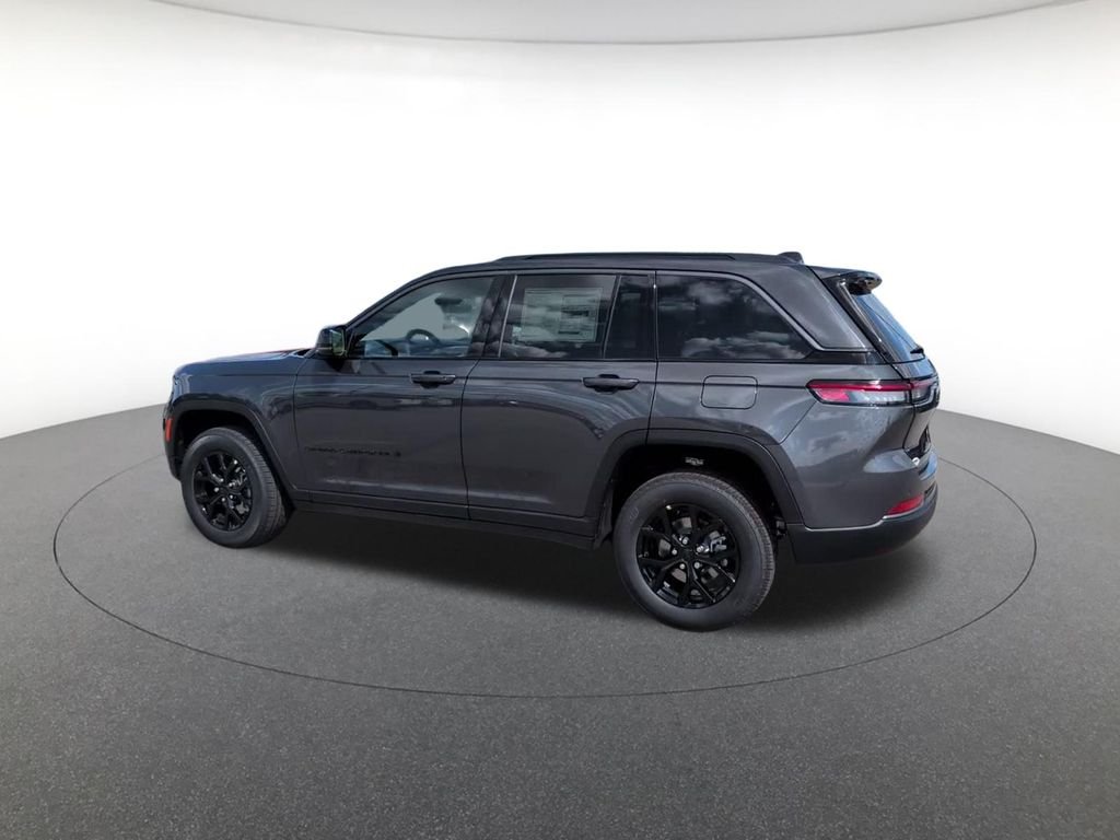 New 2026 Baltic Gray Metallic Clearcoat Jeep Altitude image 11