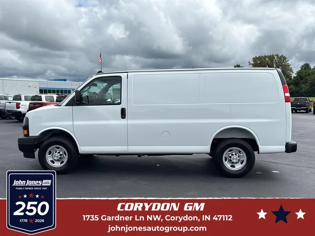 2025 Chevrolet Express Cargo WT