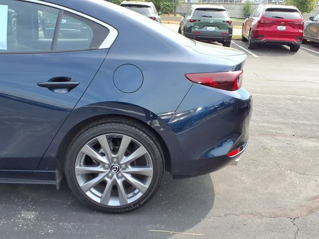 Used 2022 Blue Mazda Select image 22