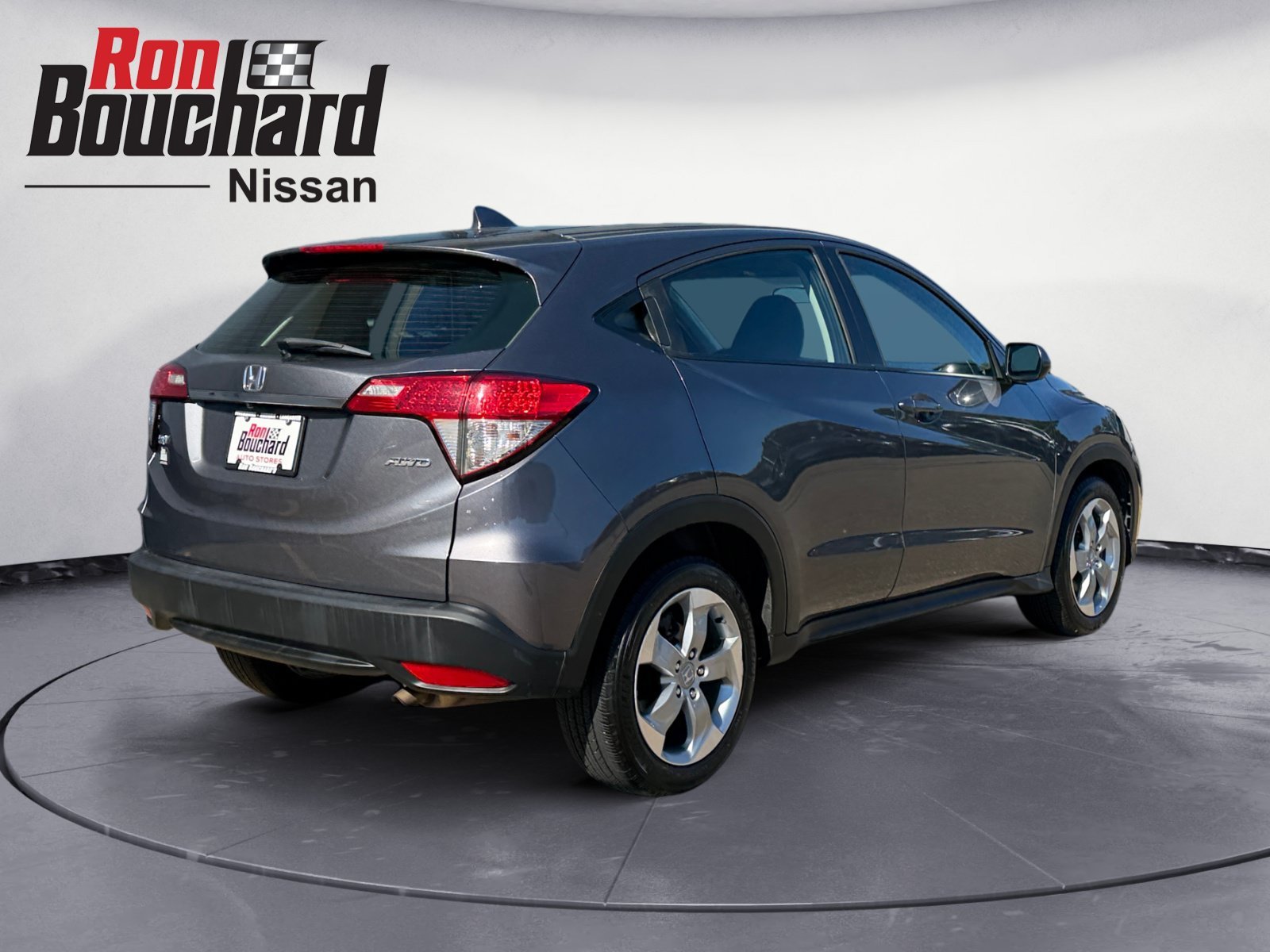 Certified Used 2019 Modern Steel Metallic Honda LX image 2