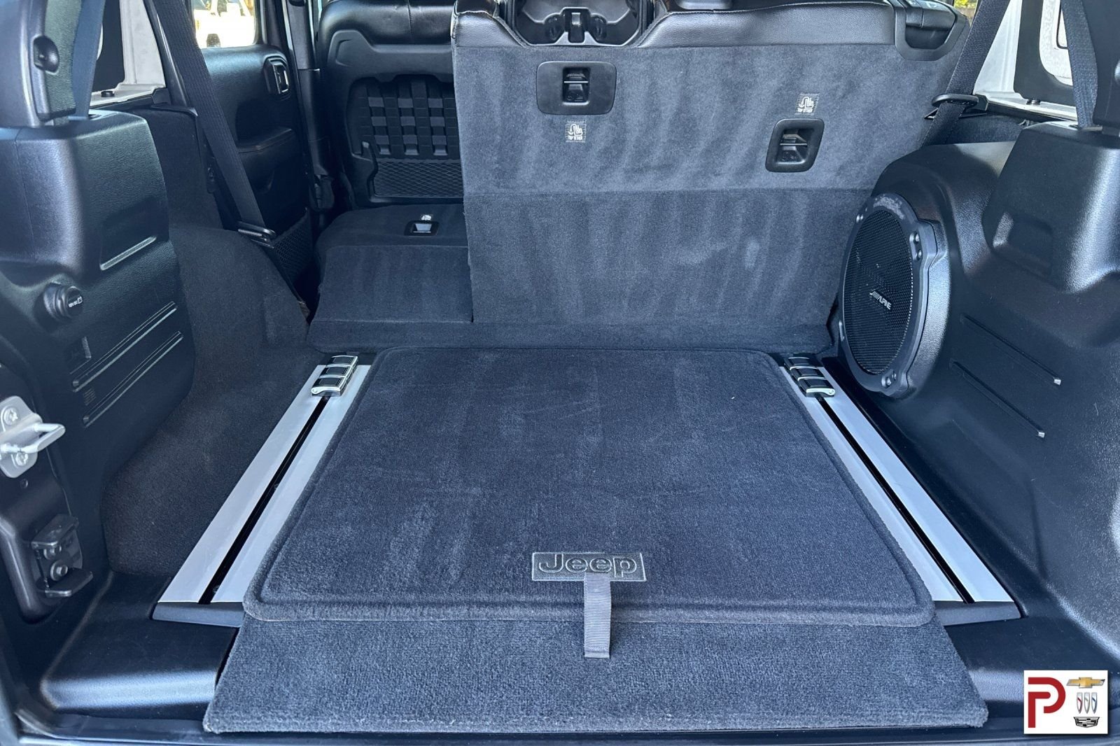 Used 2022 Gray Jeep Unlimited Rubicon 392 image 19