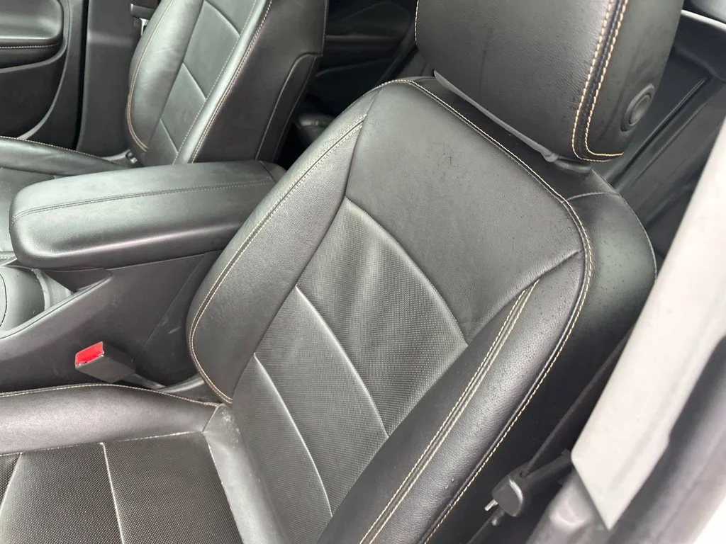 Used 2020 White GMC SLT image 3