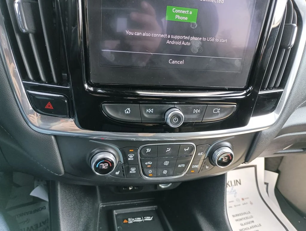 Used 2023 White Chevrolet LT image 27