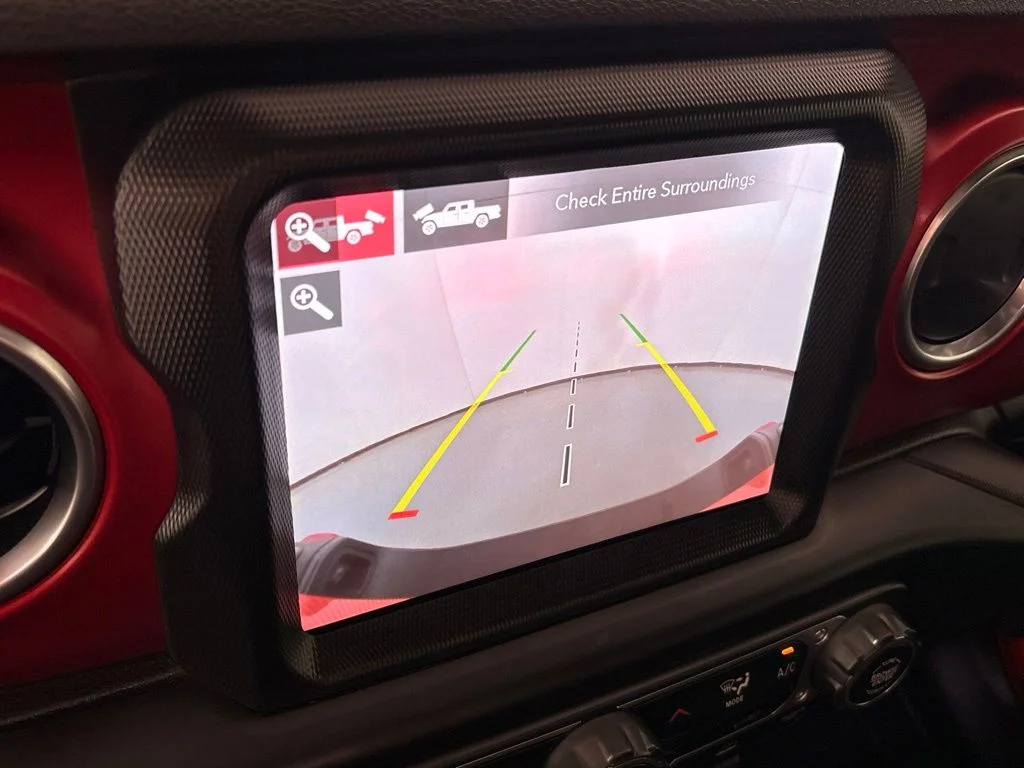 Used 2020 Orange Jeep Rubicon image 41