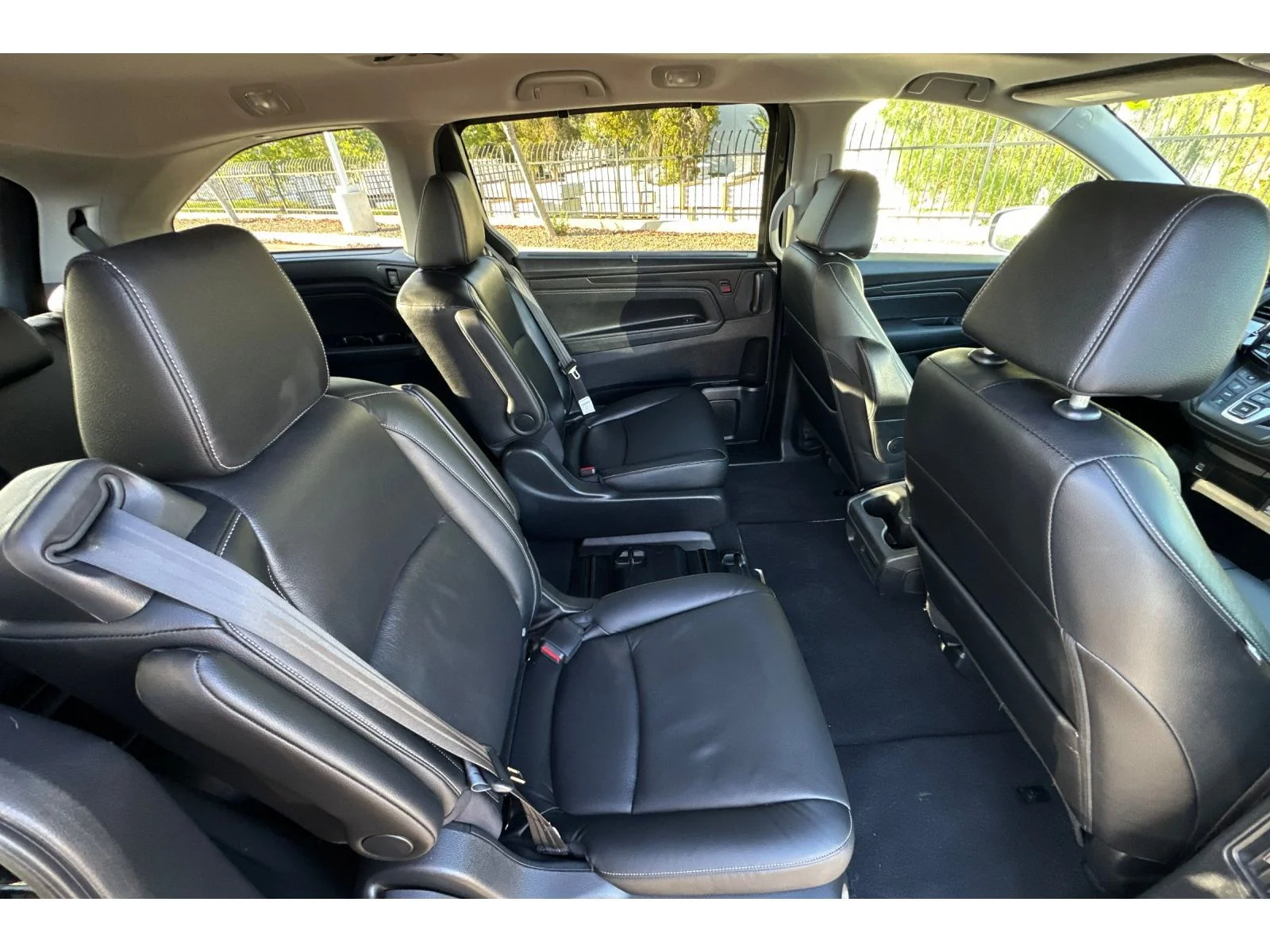 Used 2024 Crystal Black Pearl Honda EX-L image 19