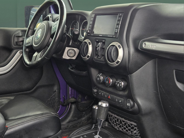 Used 2017 Purple Jeep Unlimited Rubicon image 8