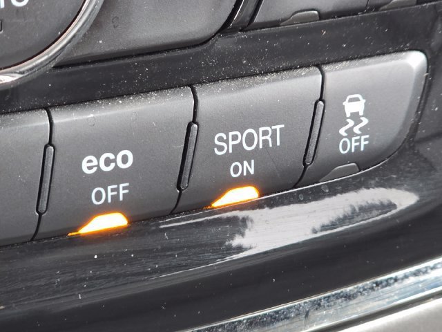 Used 2021 Diamond Black Crystal Pearlcoat Jeep High Altitude image 19