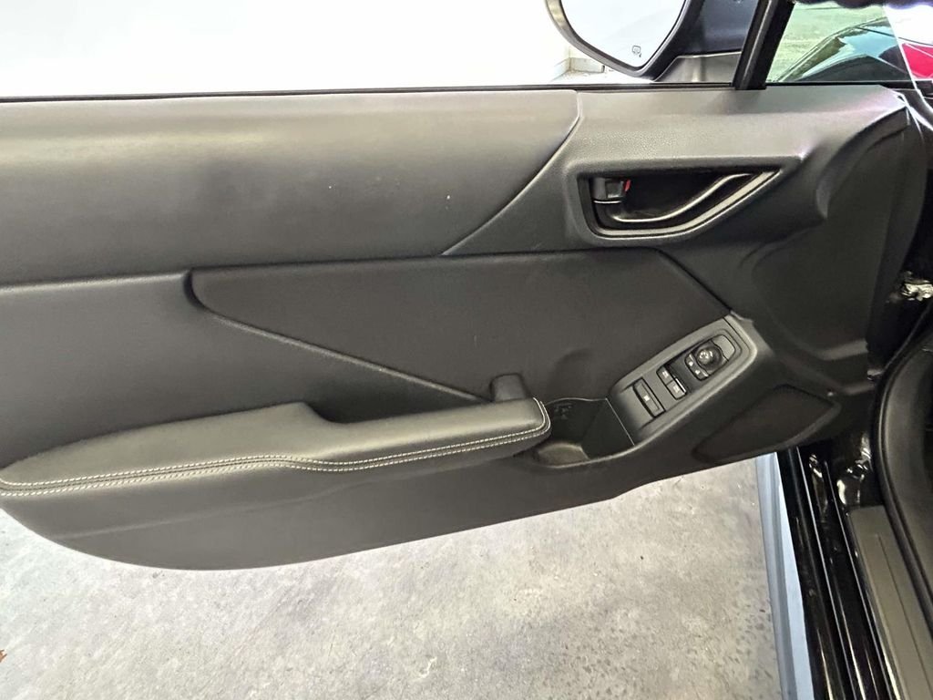 Used 2023  Toyota Base image 15