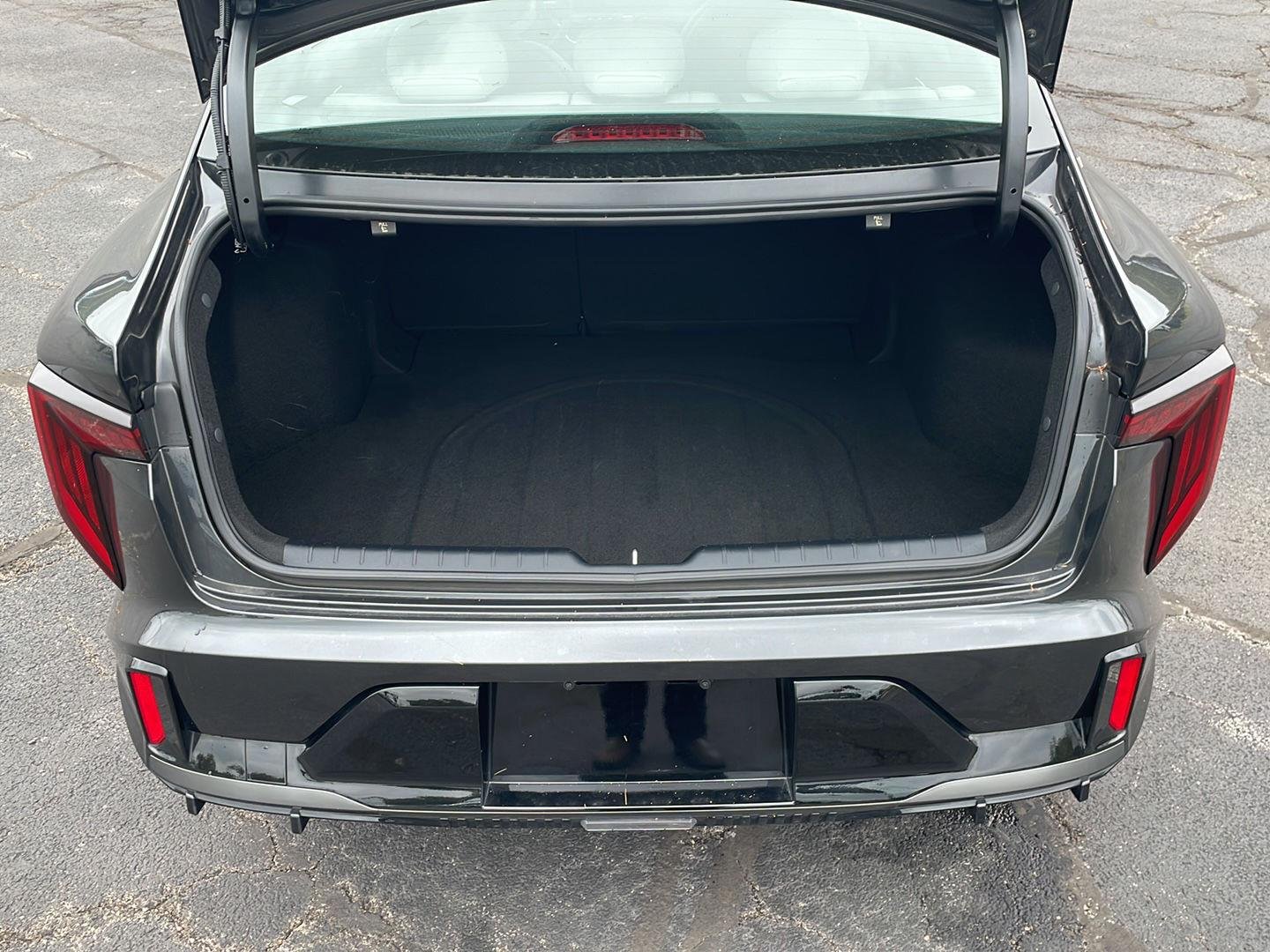 Used 2025 Gray Kia GT-Line image 31