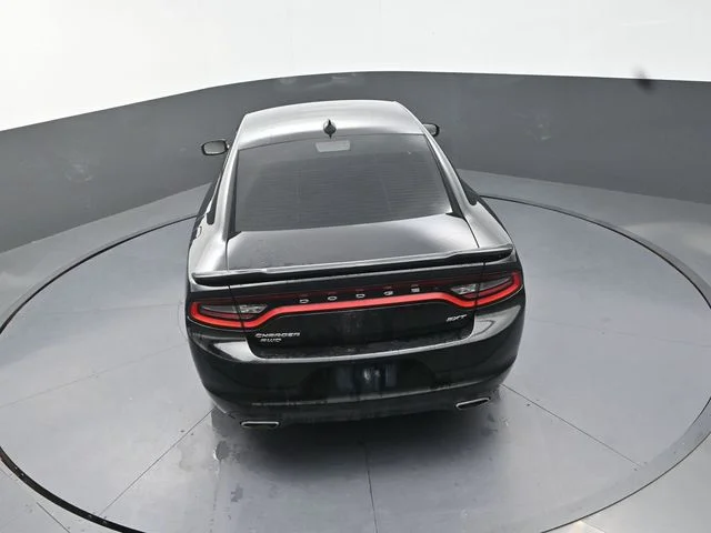 Used 2016 Black Dodge SXT image 16