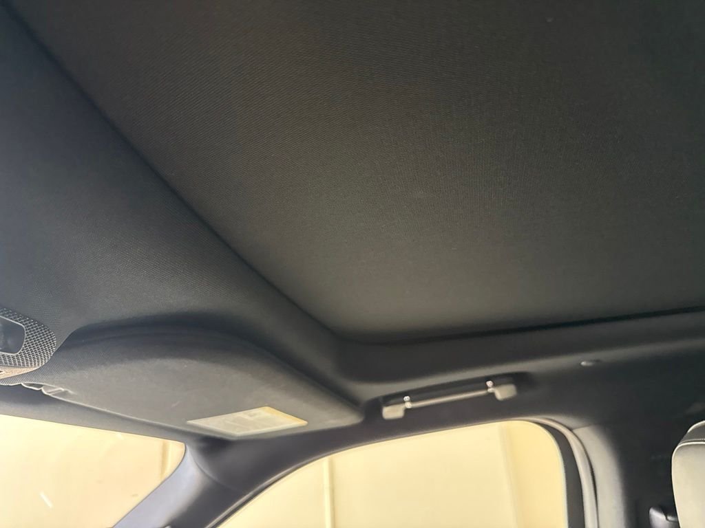 Used 2019 Black Lincoln Reserve image 3