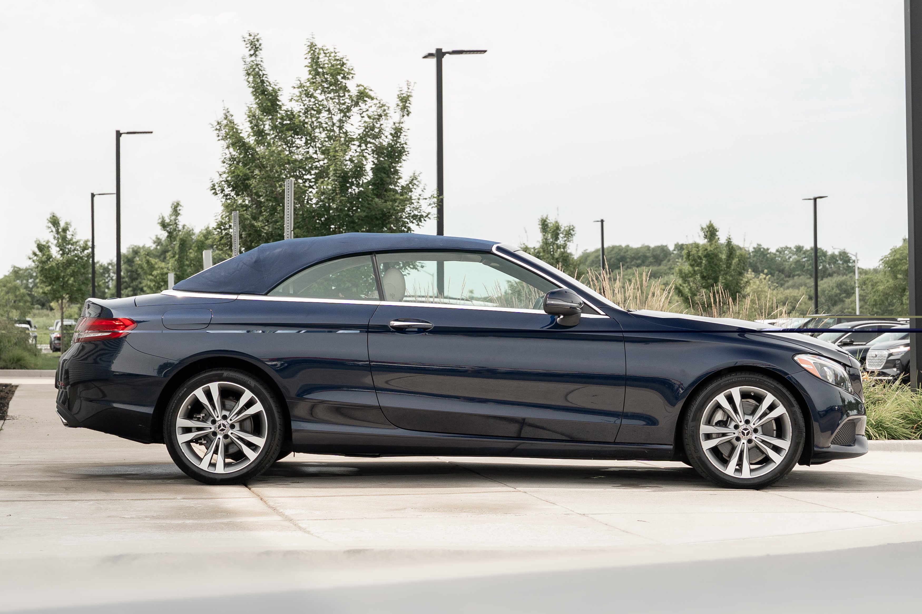 Used 2017 Brilliant Blue Metallic Mercedes-Benz C 300 image 4