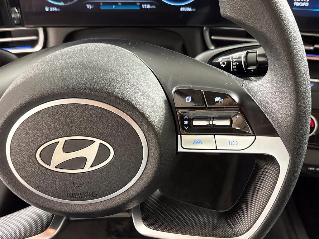 Used 2024 Black Hyundai SEL image 30