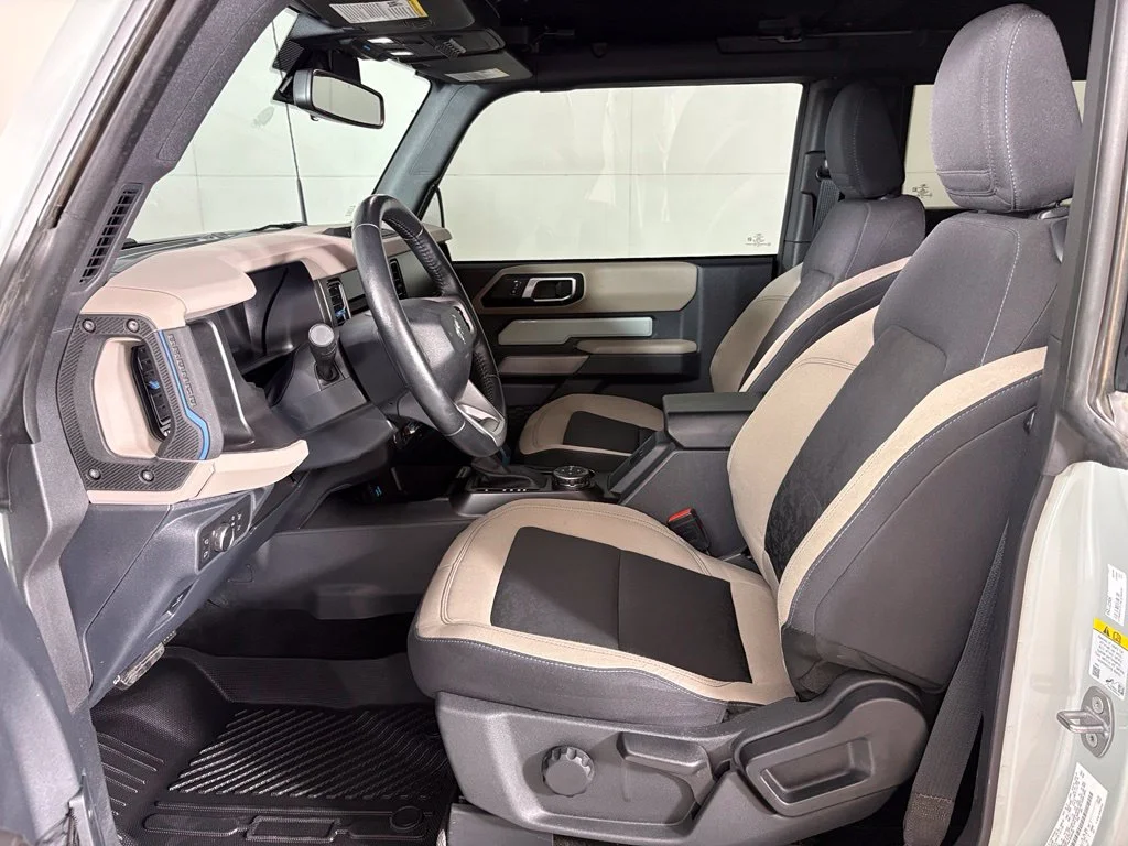 Used 2022 Green Ford Wildtrak image 15