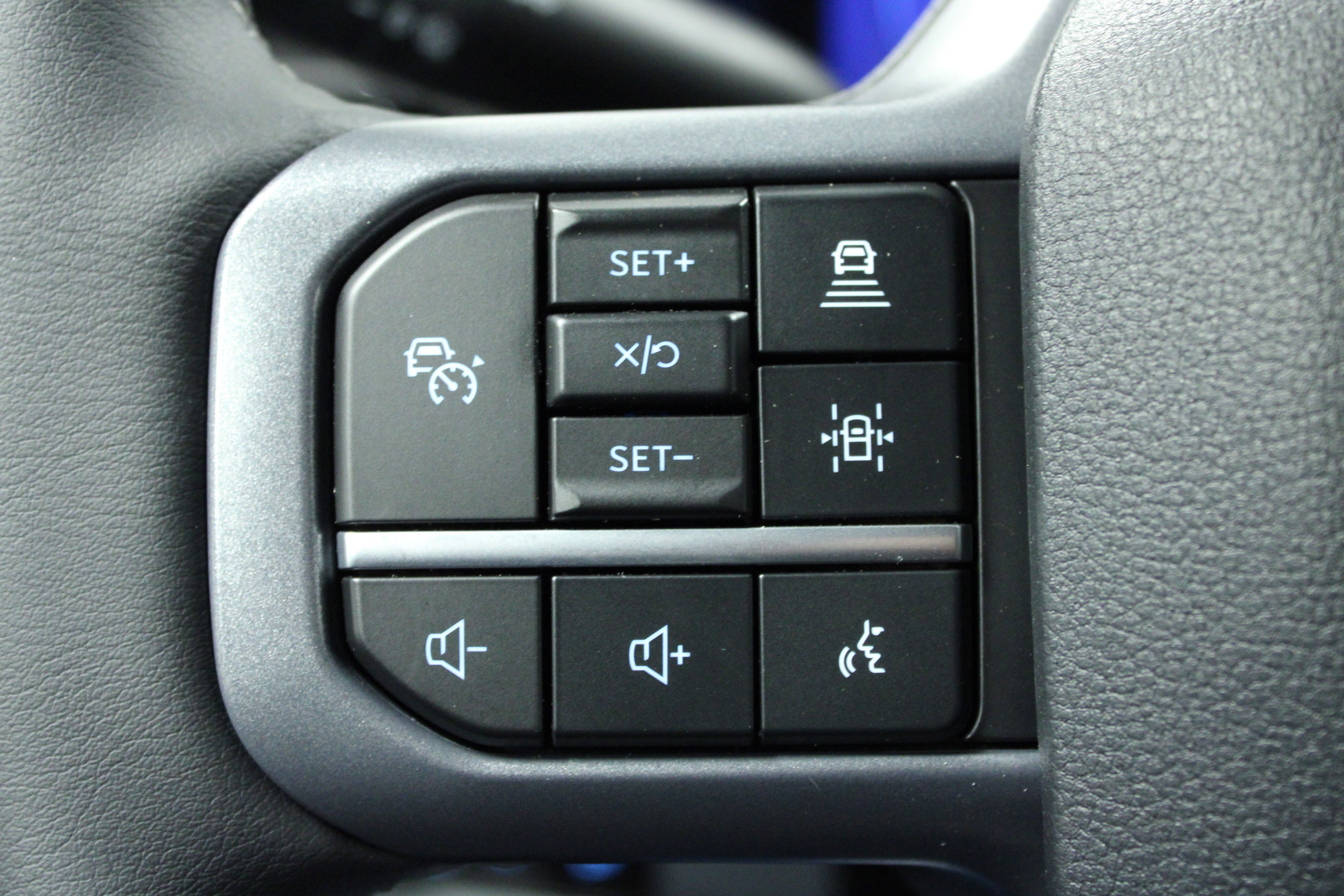 New 2026 Avalanche Ford LARIAT image 20