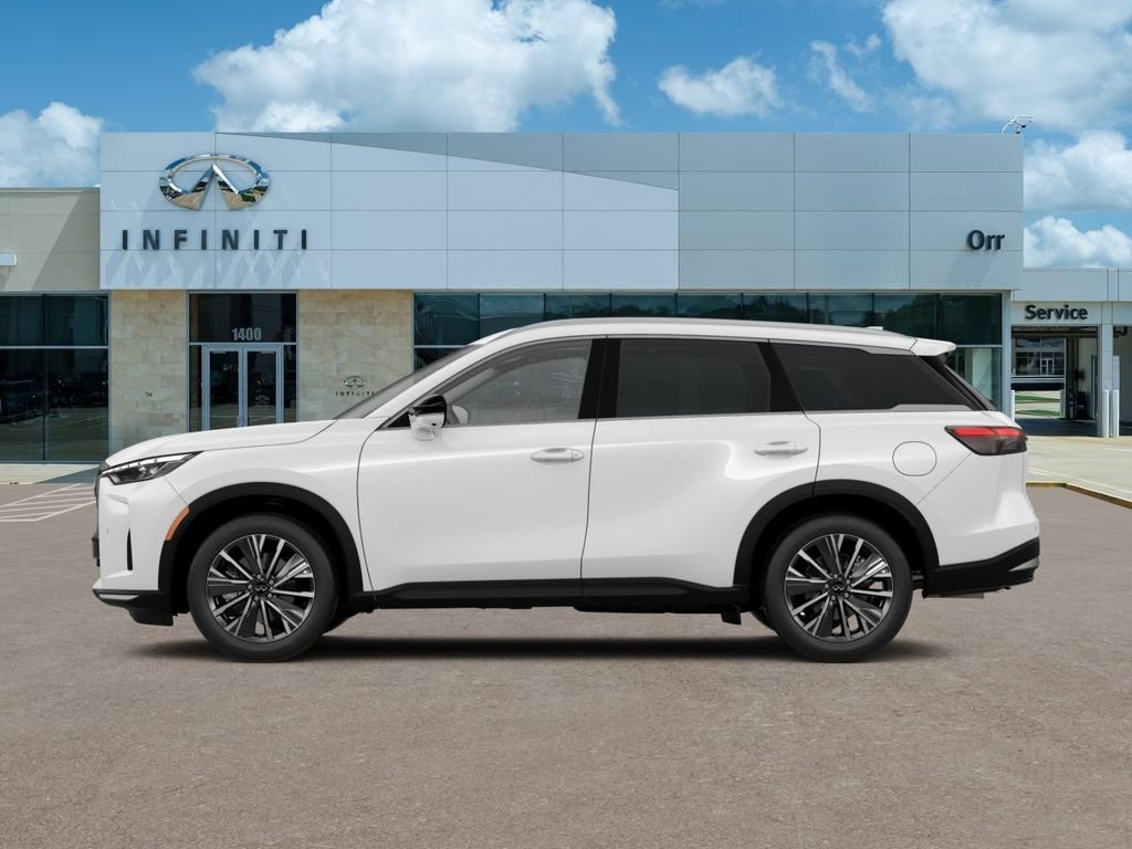 New 2027 RADIANT WHITE INFINITI Luxe FWD image 3