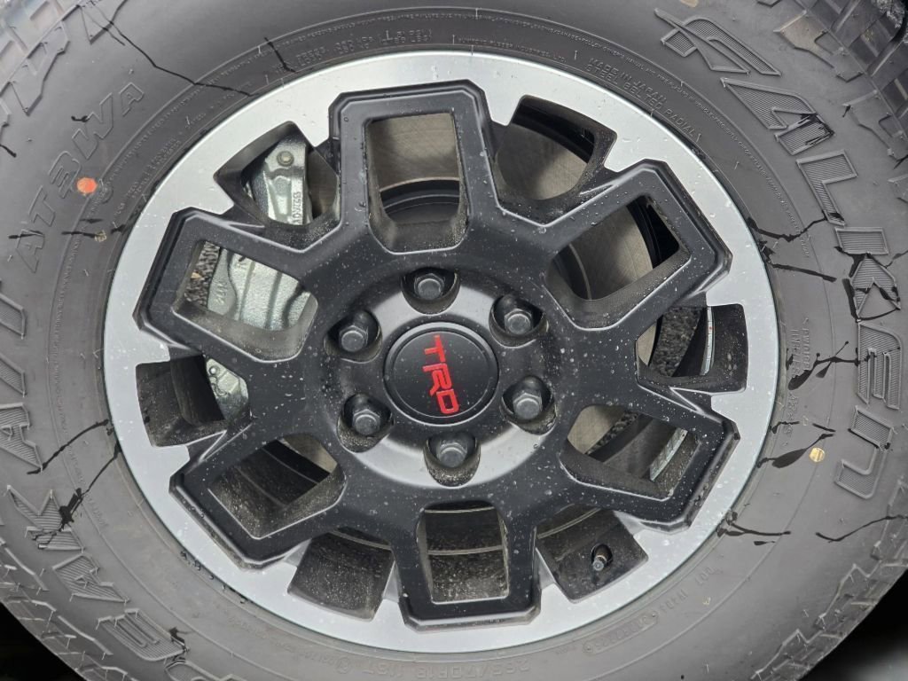 2025 Toyota Tacoma TRD Off Road - Photo 26