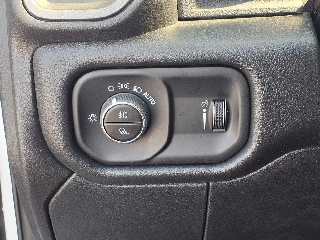 2025 RAM 3500 Chassis Tradesman - Photo 14