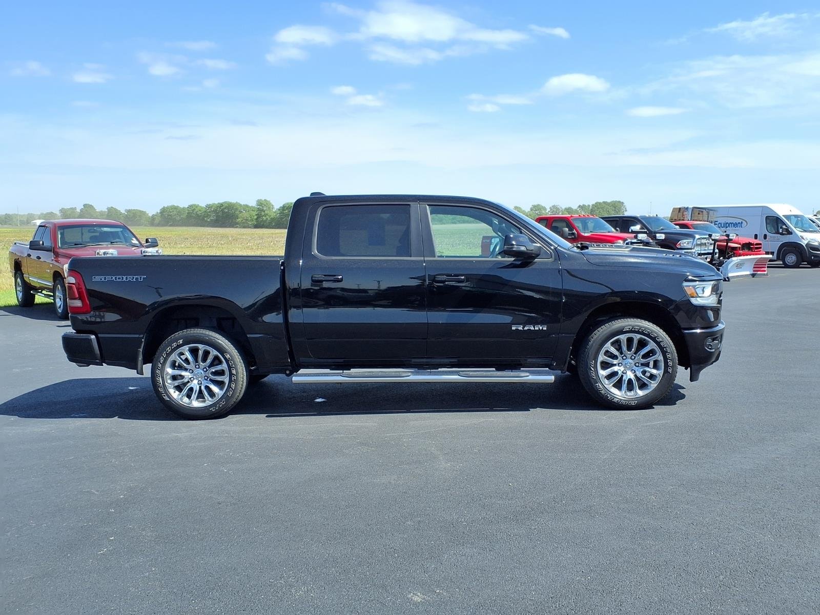 Used 2023 Diamond Black Crystal Pearl Coat RAM Laramie image 11