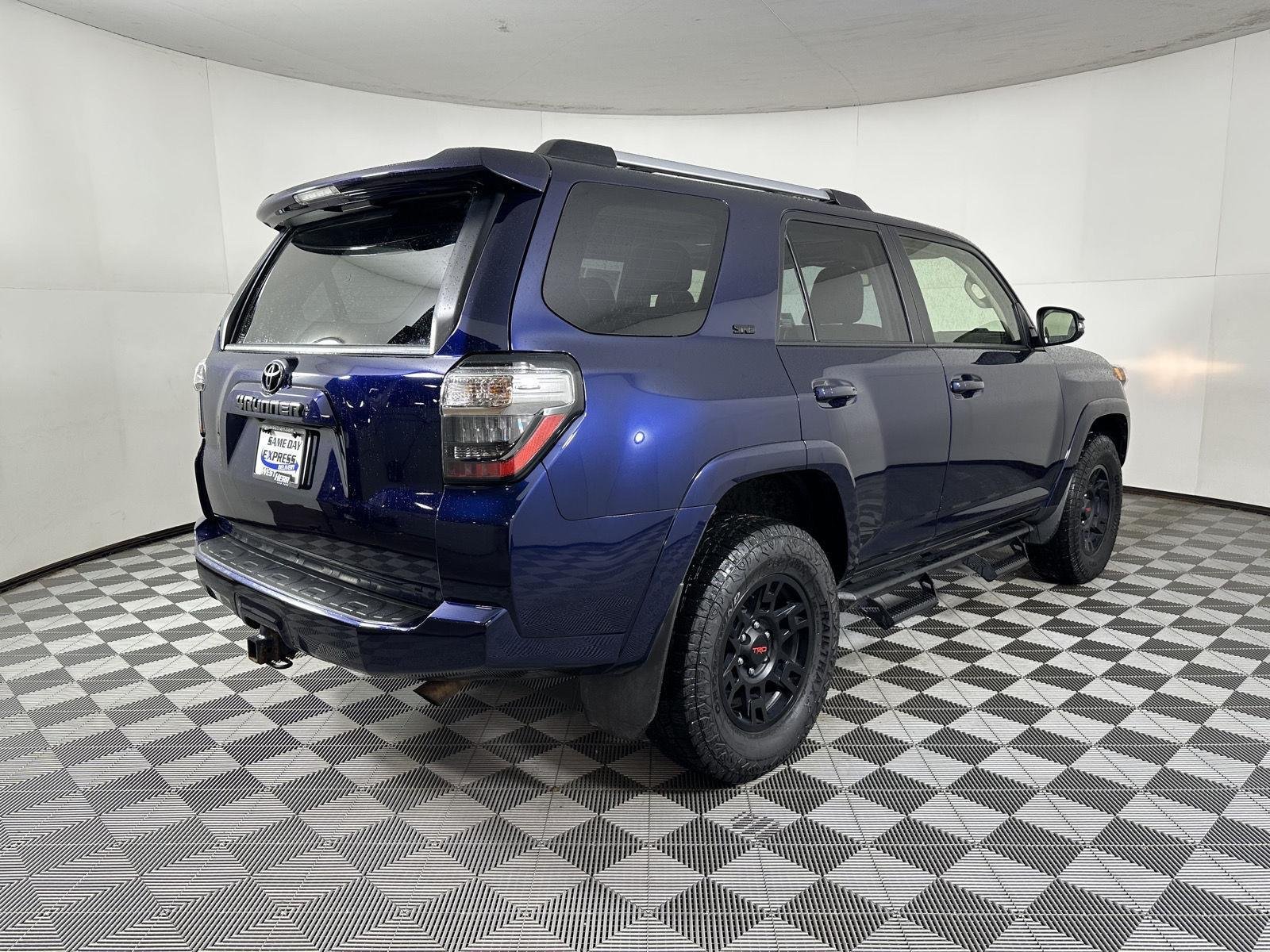 Certified Used 2023 Nautical Blue Metallic Toyota SR5 Premium image 21