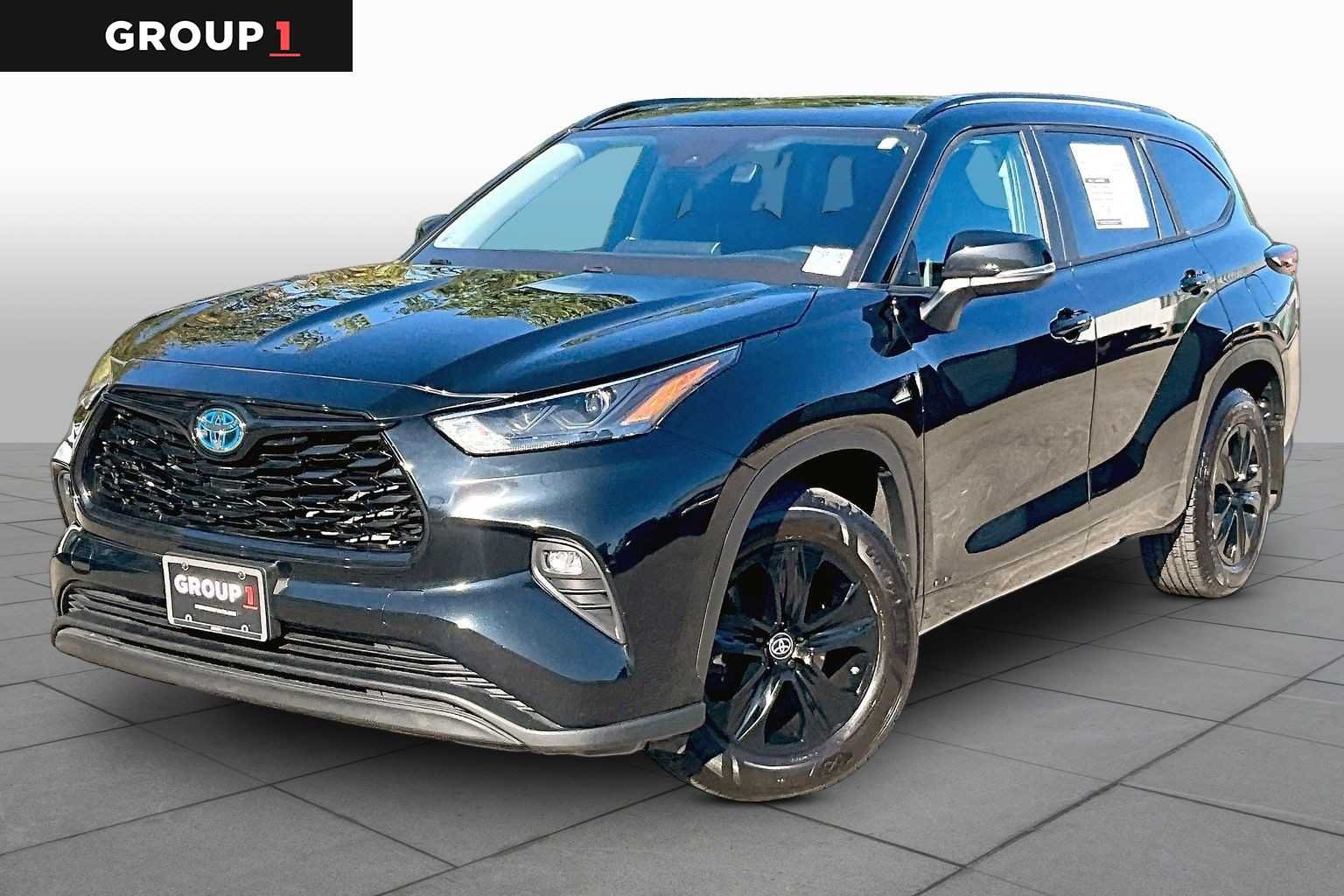 2024 Toyota Highlander Hybrid XLE Nightshade