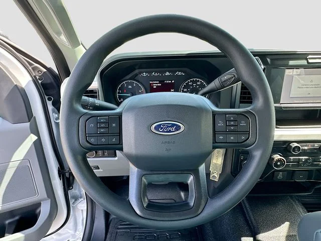 New 2026 Oxford White Ford XL image 7