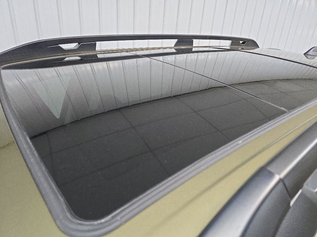 2025 Subaru Ascent Limited - Photo 11